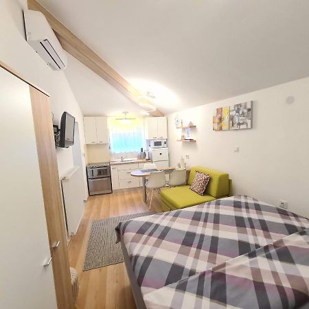 Cozy Studio Apartment Tian In Zagreb Eksteriør bilde