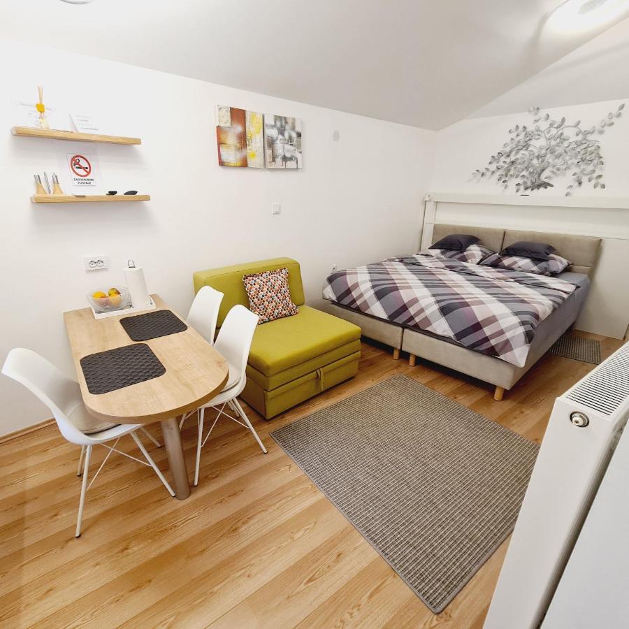 Cozy Studio Apartment Tian In Zagreb Eksteriør bilde